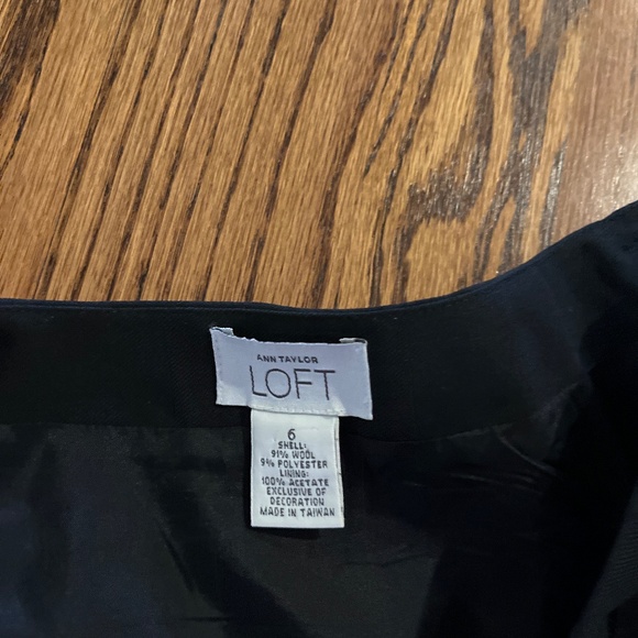 Loft woman’s pencil skirt - Picture 3 of 3